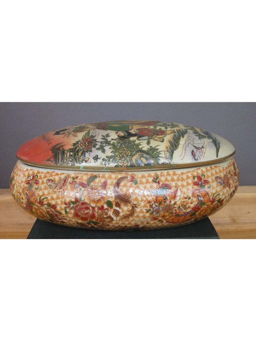 Satsuma-Style Porcelain Trinket Box